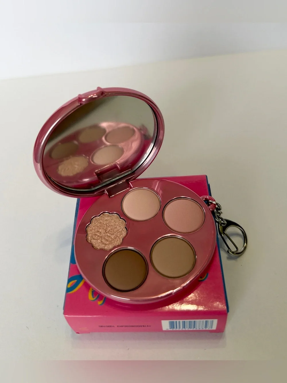 Fwee Pocket Eyeshadow Palette EP03 Strawberry Whip